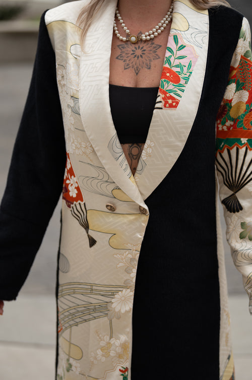 Akari - The Acension Coat