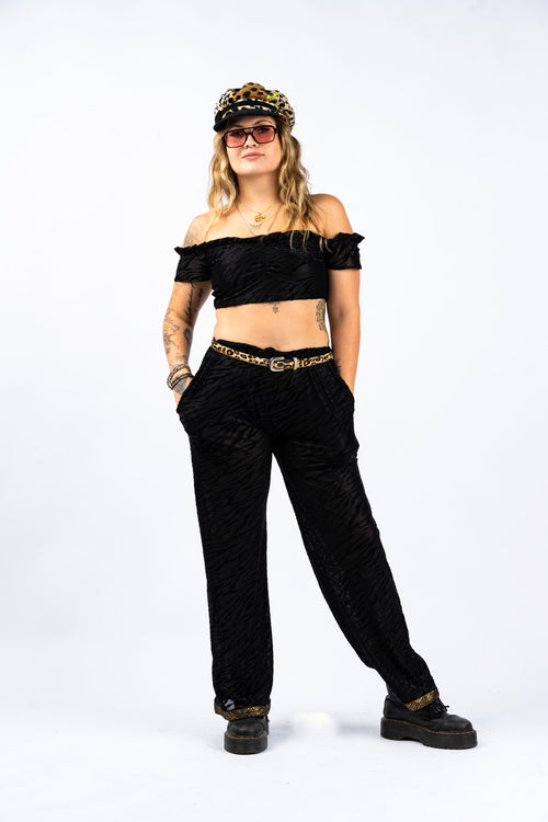 Fashion, fashion outfits, festival fashion, matching set, black crop top, tiger crop top, designer, designer brand, handmade, ruffle crop top