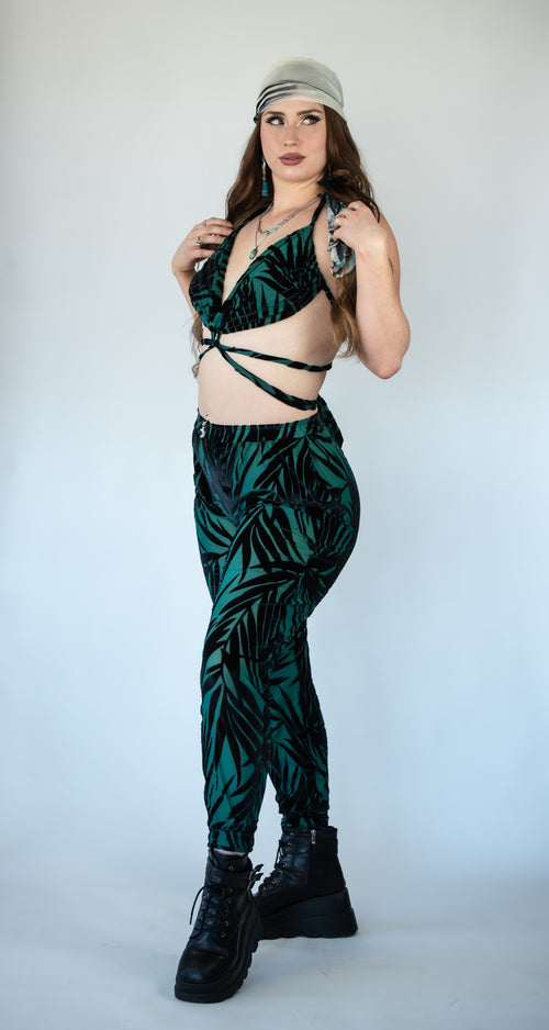 fashion, outfits, festival fashion, jacket pant set, unisex clothing, reversible jacket,  matching set, joggers, designer clothing, festival outfit, festival wear, rave wear, festival clothing, festival kimono, festival robe, resort wear, lounge wear, animal print jacket, animal print pants