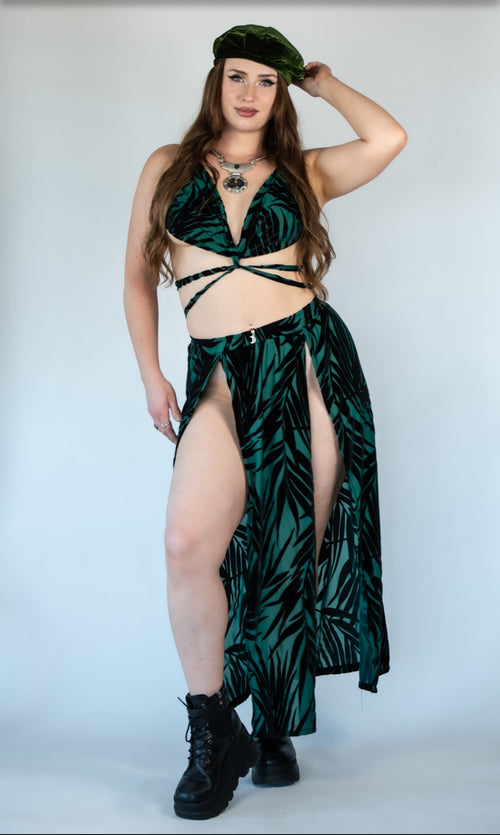 Outfit, fashion, festival fashion, matching set, top, designer clothing, fashion trends, skirt top set, comfy lounge set, maxi skirt, cheetah skirt, leopard print skirt, flowy skirt, festival fit, resort wear, floral print skirt, floral maxi skirt