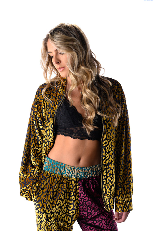 fashion, outfits, festival fashion, jacket pant set, unisex clothing, reversible jacket,  matching set, joggers, designer clothing, animal print jacket, animal print pants, cheetah pants, loungewear