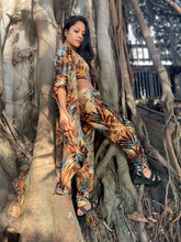 Load image into Gallery viewer, Burn Velvet Leaf Kimono

