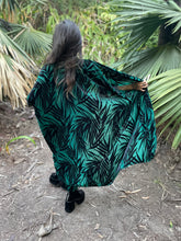 Load image into Gallery viewer, Burn Velvet Leaf Kimono
